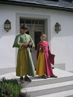 Gewandete Gäste in Unterklingensporn Gewandete Gäste in Unterklingensporn